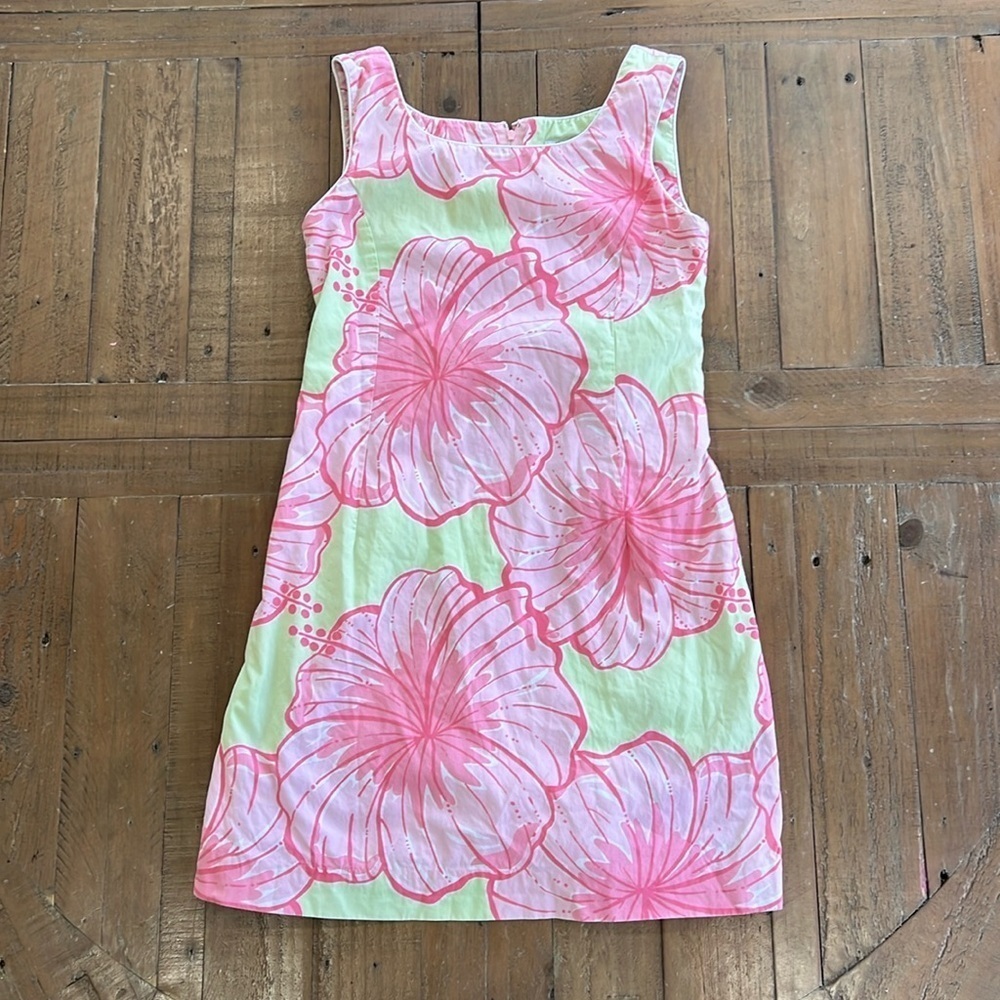 Lilly Pulitzer pink hibiscus dress